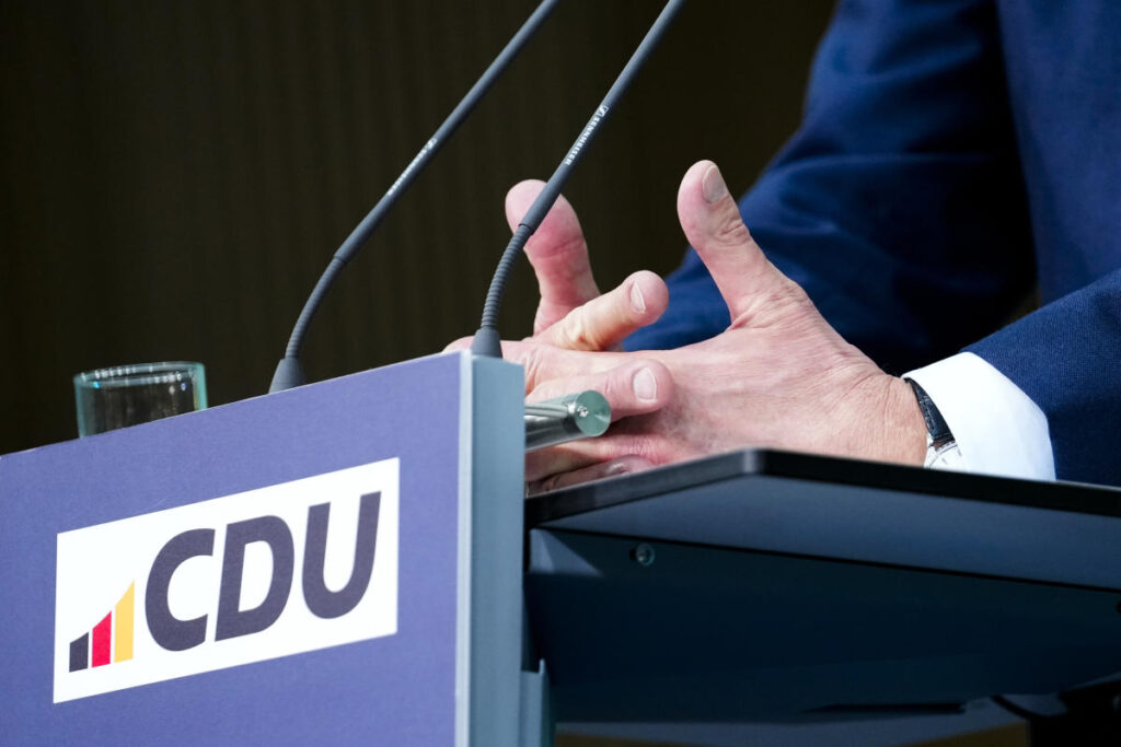 German business leaders say new government must act quickly to rescue stagnant economy