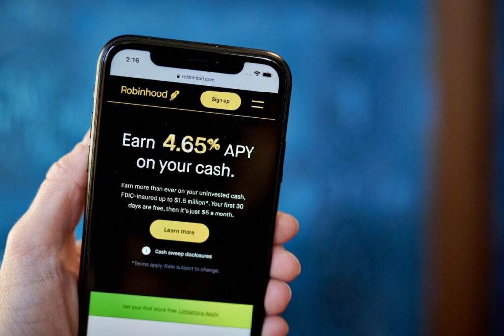 Robinhood Says SEC Closes Crypto Probe Without Enforcement