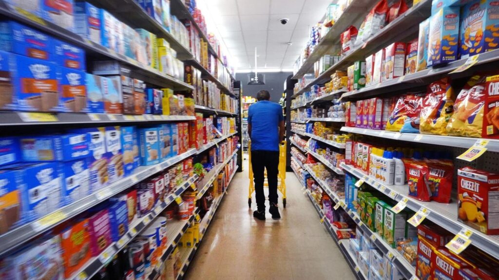 Recession Fears Return As Consumer Confidence Plunges To 4-Year Low