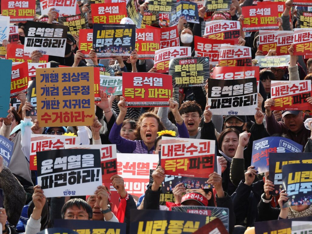 Rival rallies erupt in South Korea before ruling on president’s impeachment | Courts News