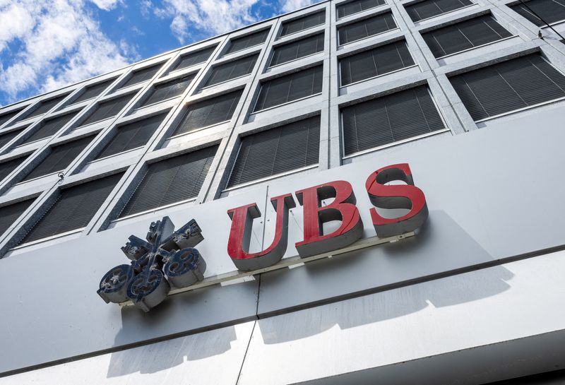 UBS has no intention of leaving Switzerland, compliance chief says
