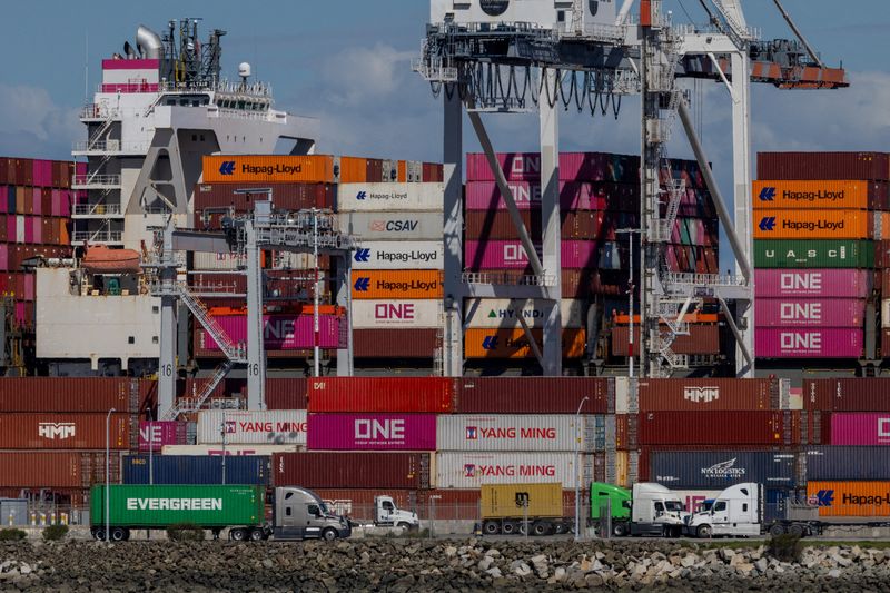 Consolidating while awaiting tariff clarity