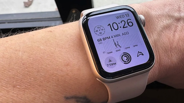 The Morning After: Apple is reportedly working on a Watch with built-in cameras