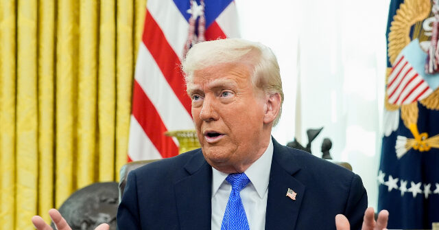 Donald Trump Offers to Personally Pay Overtime to Rescued Astronauts