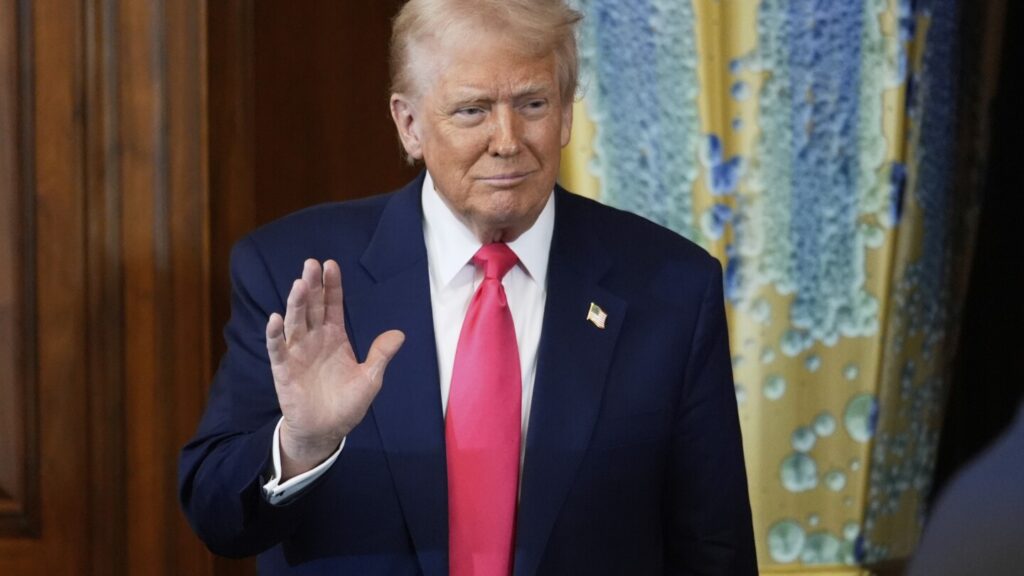 Trump will announce auto tariffs at a White House news conference