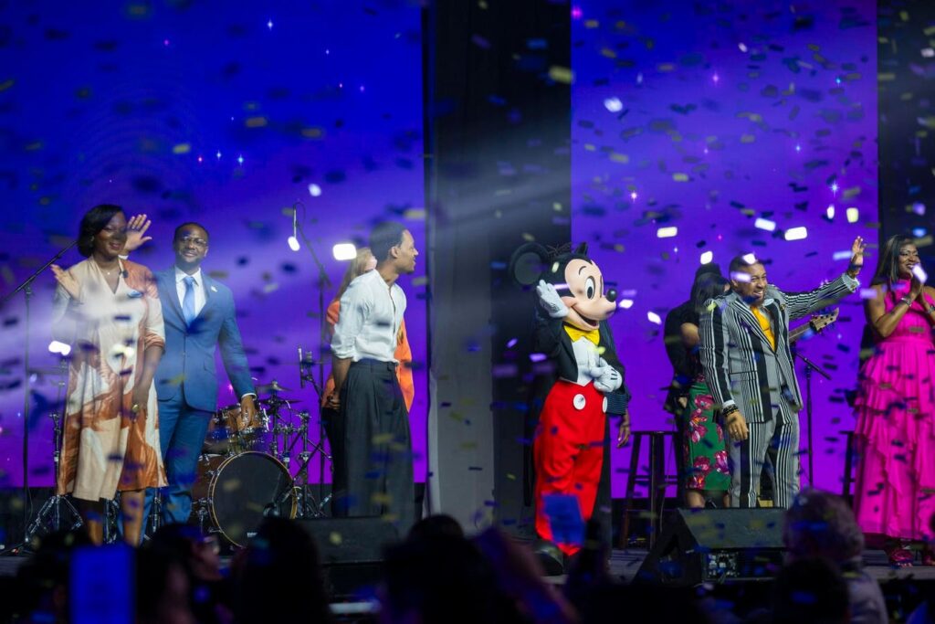 Disney Invests In Future Business Leaders At Disney Dreamers Academy