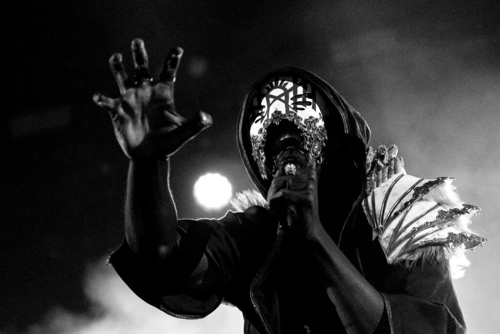 One Of Linkin Park’s Most Impressive Billboard Records Has Been Matched