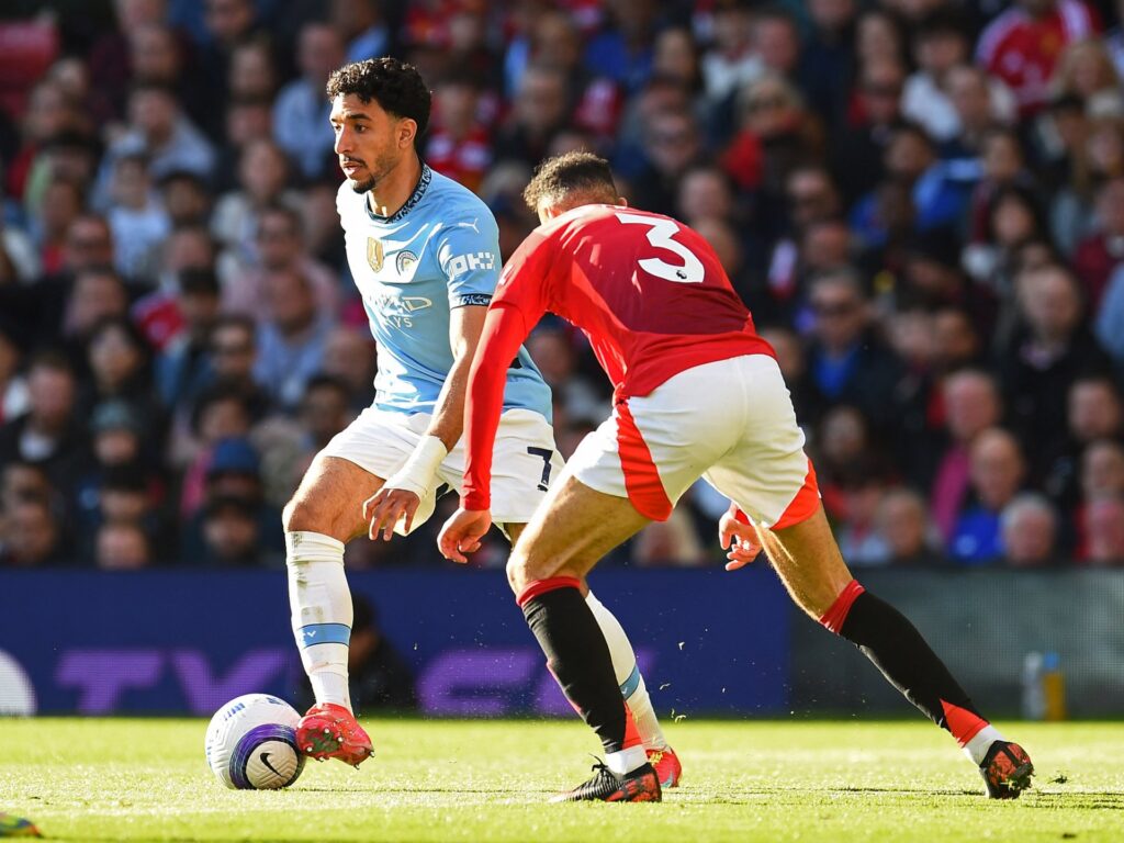 Manchester United vs Man City derby: Teams play out a goalless draw | Football News