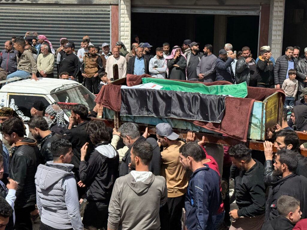 Israel launches deadly ground incursion amid air strikes on Syria | Syria’s War News