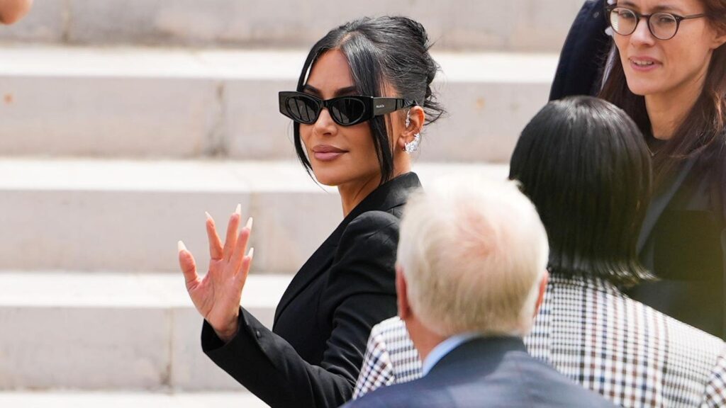 Kim Kardashian Testifies In Paris Robbery Trial