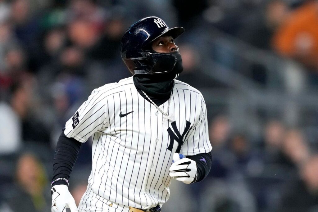 As New York Yankees Roll Into Dodger Stadium, They Are Getting Positive Injury News