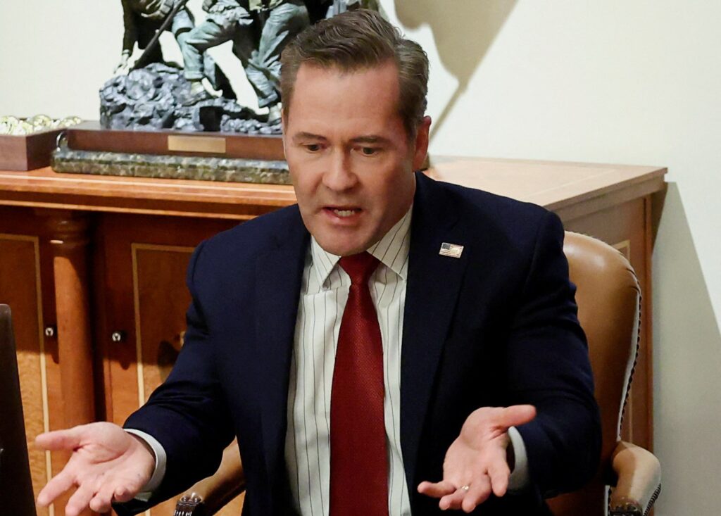 What led to Mike Waltz’s ouster as Trump’s national security adviser? | Donald Trump News