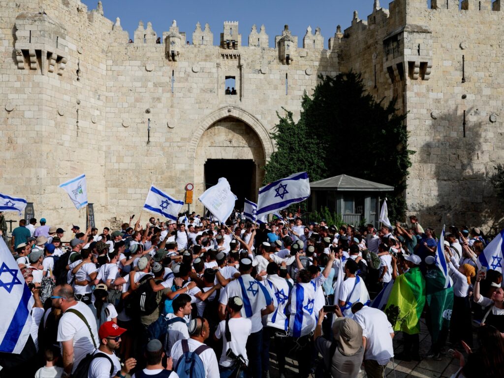 Far-right Israelis storm Al-Aqsa, UNRWA compounds amid Jerusalem Day march | Occupied East Jerusalem News