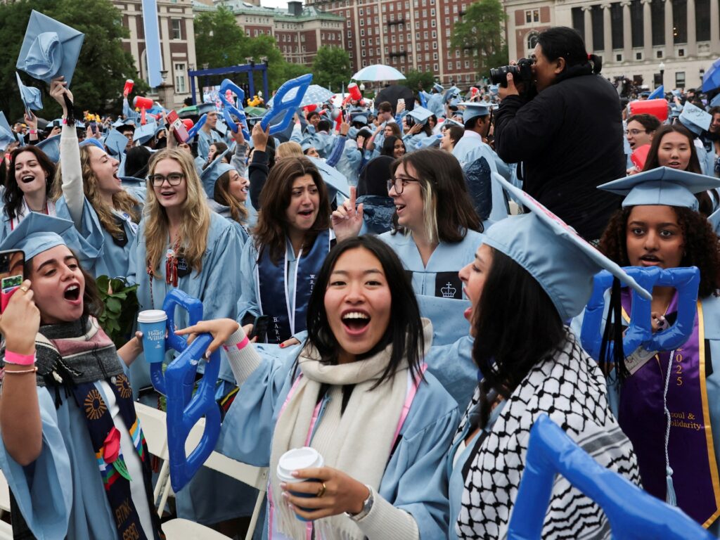 Chinese students in US grapple with uncertainty over Trump’s visa policies | Donald Trump News