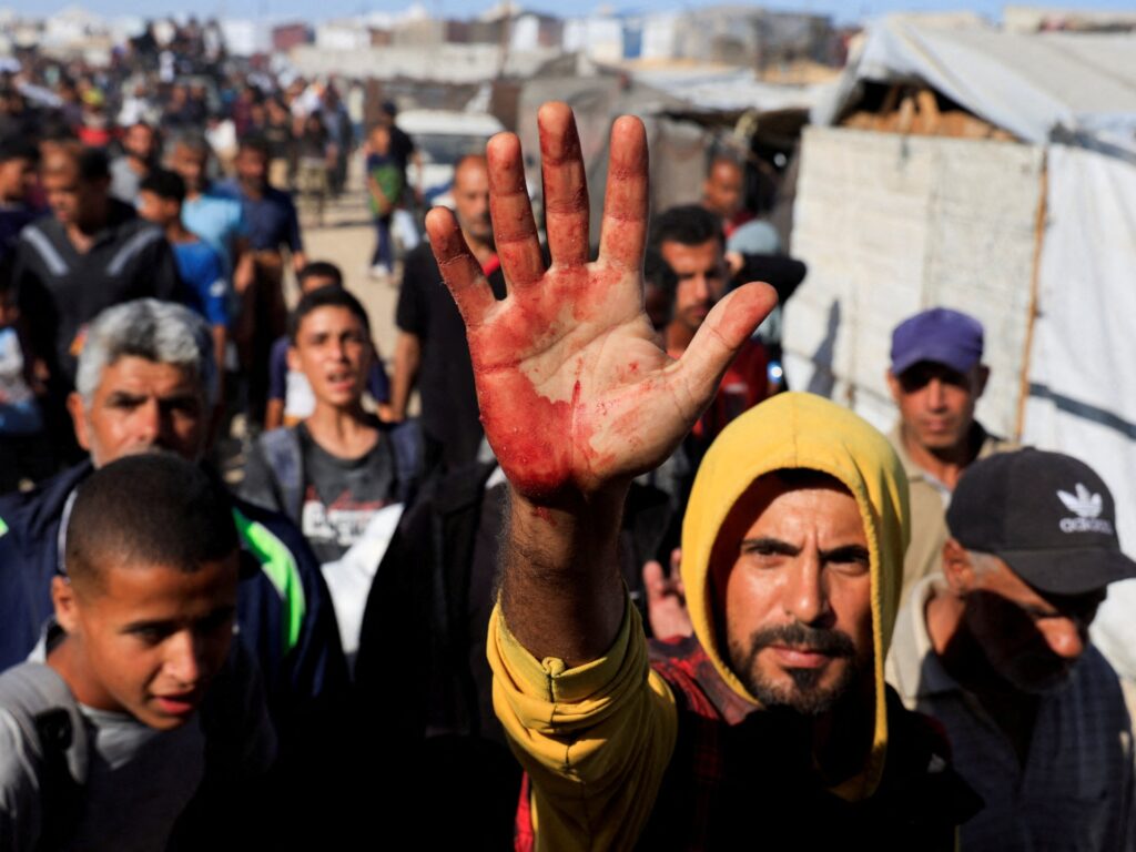 Israel orders closure of al-Awda Hospital, a ‘lifeline’ in north Gaza | Israel-Palestine conflict News