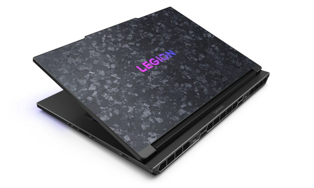 The 18-inch Lenovo Legion 9i can switch between 2D and 3D without glasses