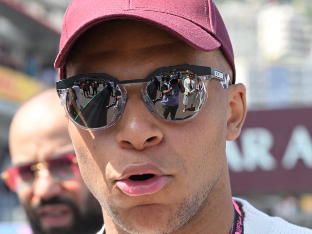 Kylian Mbappe wins European Golden Shoe award for first time | Football News