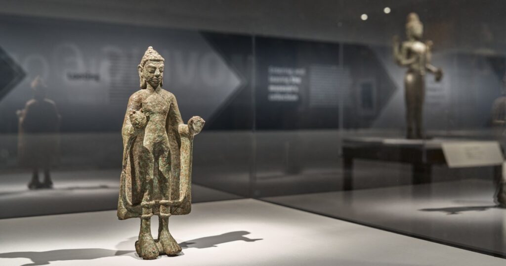 Thailand readies homecoming for stolen ancient statues located in US museum | Arts and Culture News