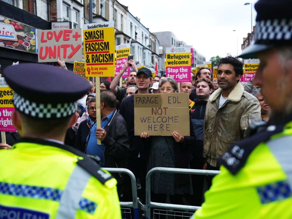 UK neo-Nazis convicted of planning mosque, synagogue ‘race war’ attack | The Far Right News