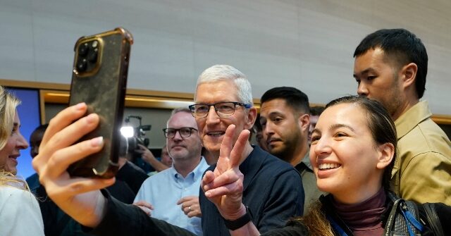 Decoupling with China: Apple Announces Most U.S. iPhones Will Come from India