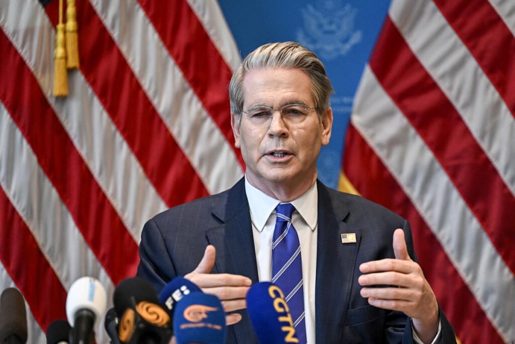 US and China agree to slash tariffs for 90 days