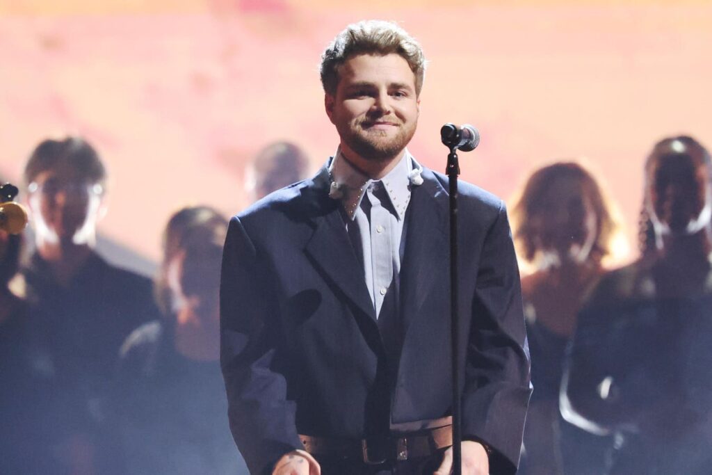 Alex Warren Beats Ed Sheeran’s Historic Record