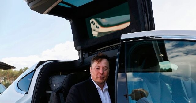 Tesla Hires Test Drivers in New York City as Musk Eyes Robotaxi Expansion