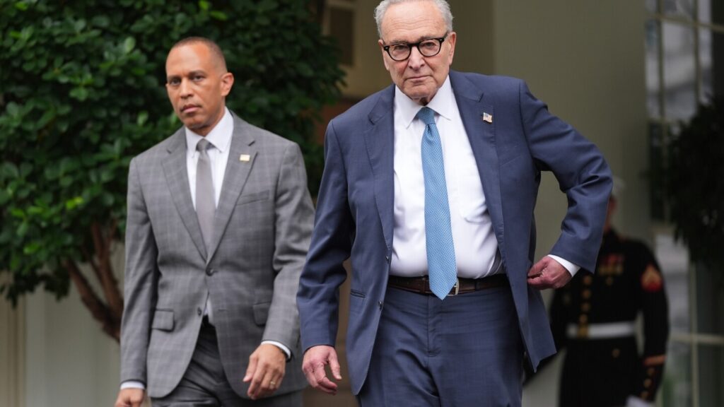 Government nears shutdown amid standoff in Congress