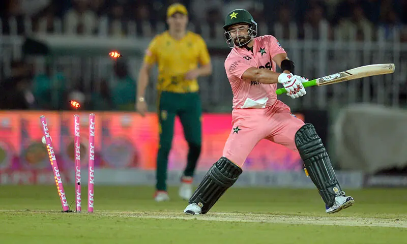 Pakistan’s brittle batting implodes again as South Africa romp to 55-run win in first T20I