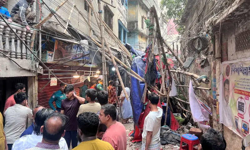 5.7-magnitude earthquake stops Bangladesh v Ireland Test for three minutes